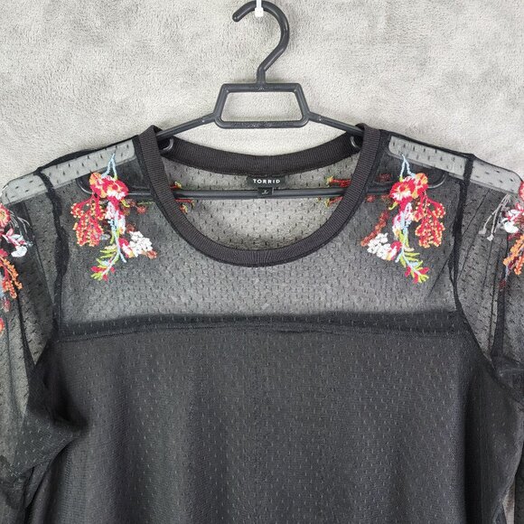 Womens Black Torrid Top Blouse Sheer Embroidered 3/4 Belle Sleeve Size 2 - Picture 5 of 12
